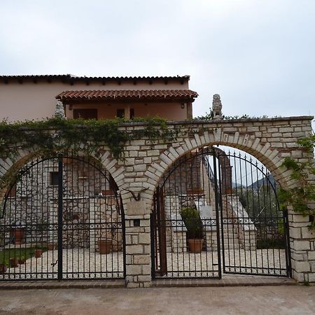 קסאמיל Villa Qarri מראה חיצוני תמונה